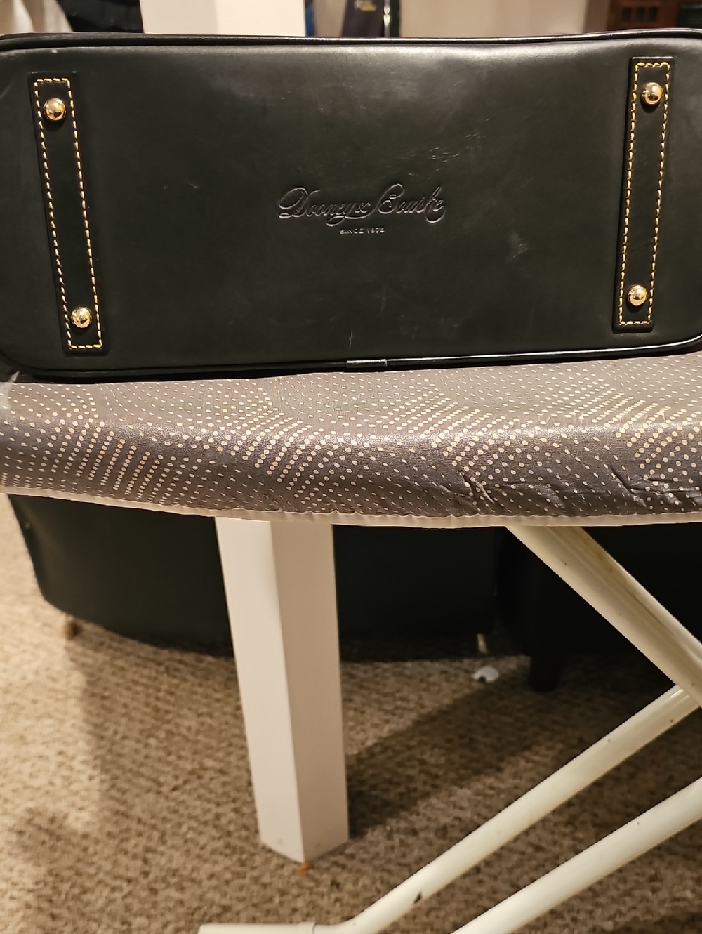 Dooney & Bourke Black Croc-Embossed Tote bag..very good condition - Picture 5 of 15